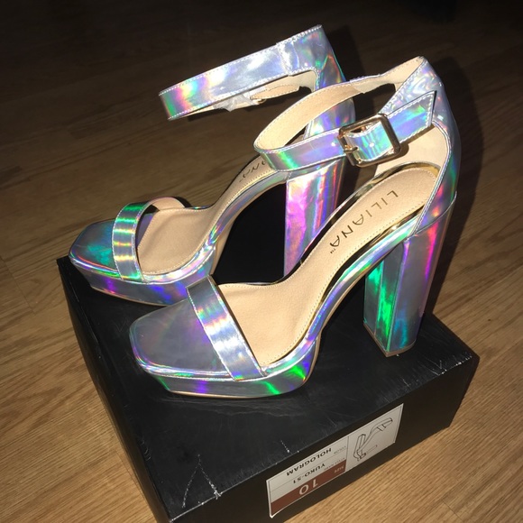 Heels - Picture 2 of 5